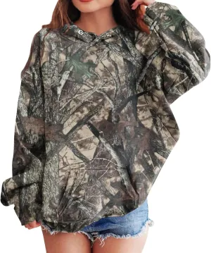 Light Camo Hoodies for Teen Girls Cute Sweatshirt Maple Leaf Print Oversized Fleece Sweatshirts Pullover Tops with Pocket