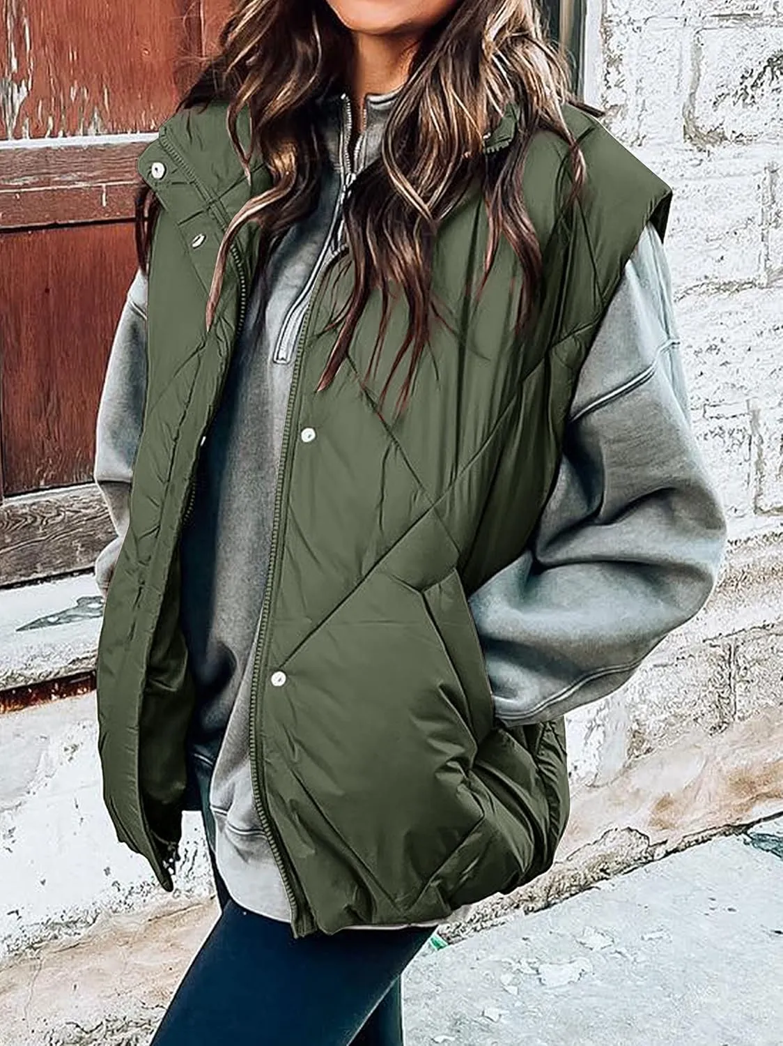 MEROKEETY Women's 2024 Winter Puffer Vest Quilted Stand Collar Zip Up Padded Gilet Coat with Pockets