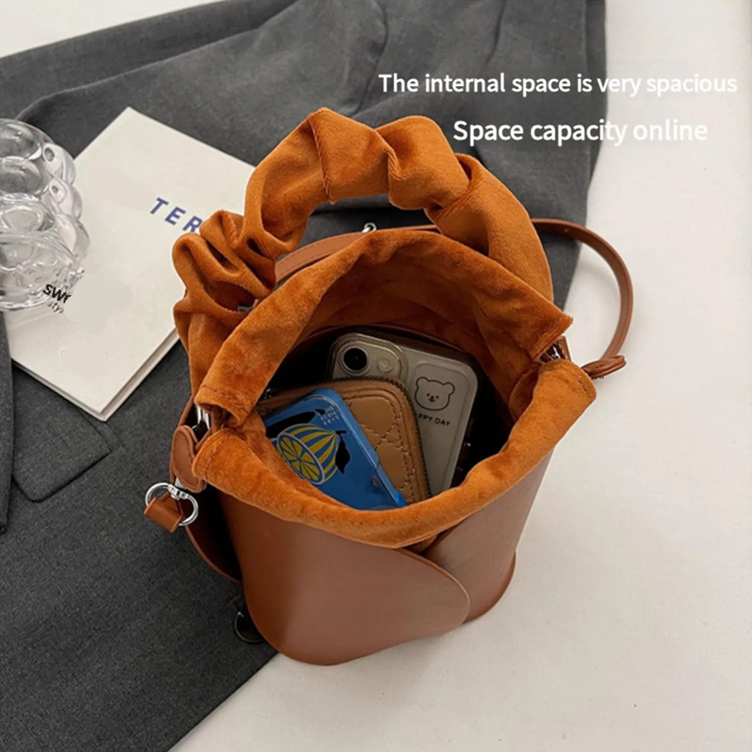 Vintage Petal Bucket Bag - Women's PU Leather Crossbody Handbag with Retro Tote Shoulder Purse Design