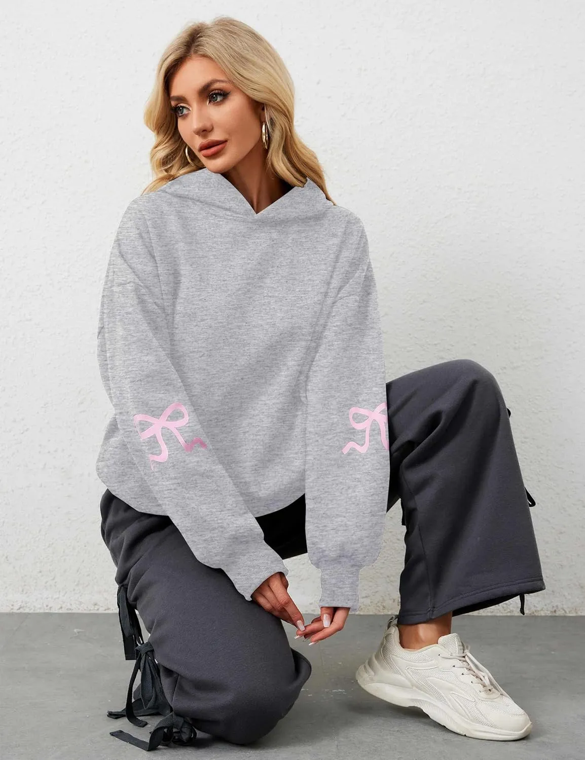 Women Oversized Fleece Bow Trim Print Hoodies Casual Long Sleeve Graphic Hooded Sweatshirt Trendy Fall Pullover Tops