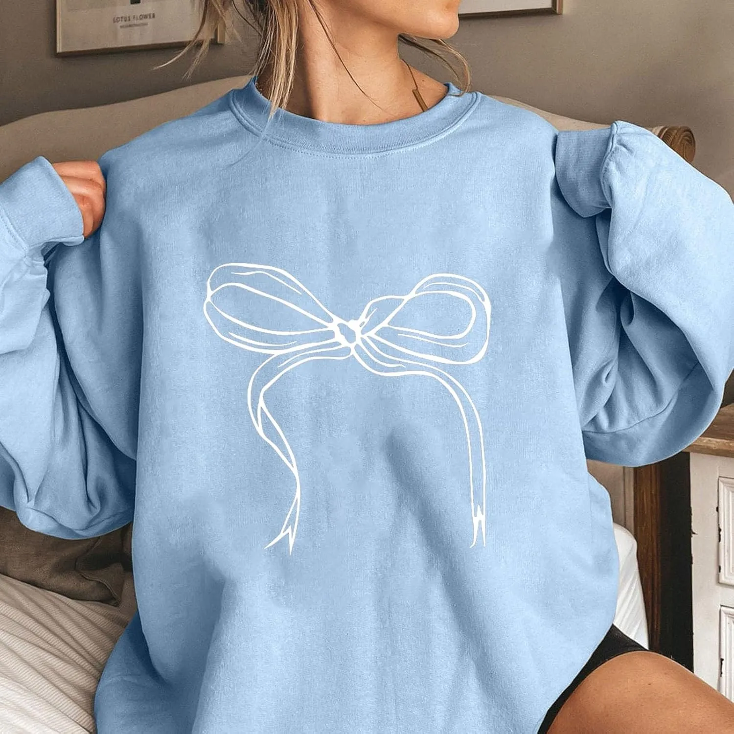Women's Cute Bow Sweatshirt Plus Size Casual Long Sleeve Crew Neck Sweatshirts Fall Loose Fit Y2k Pullover Tops