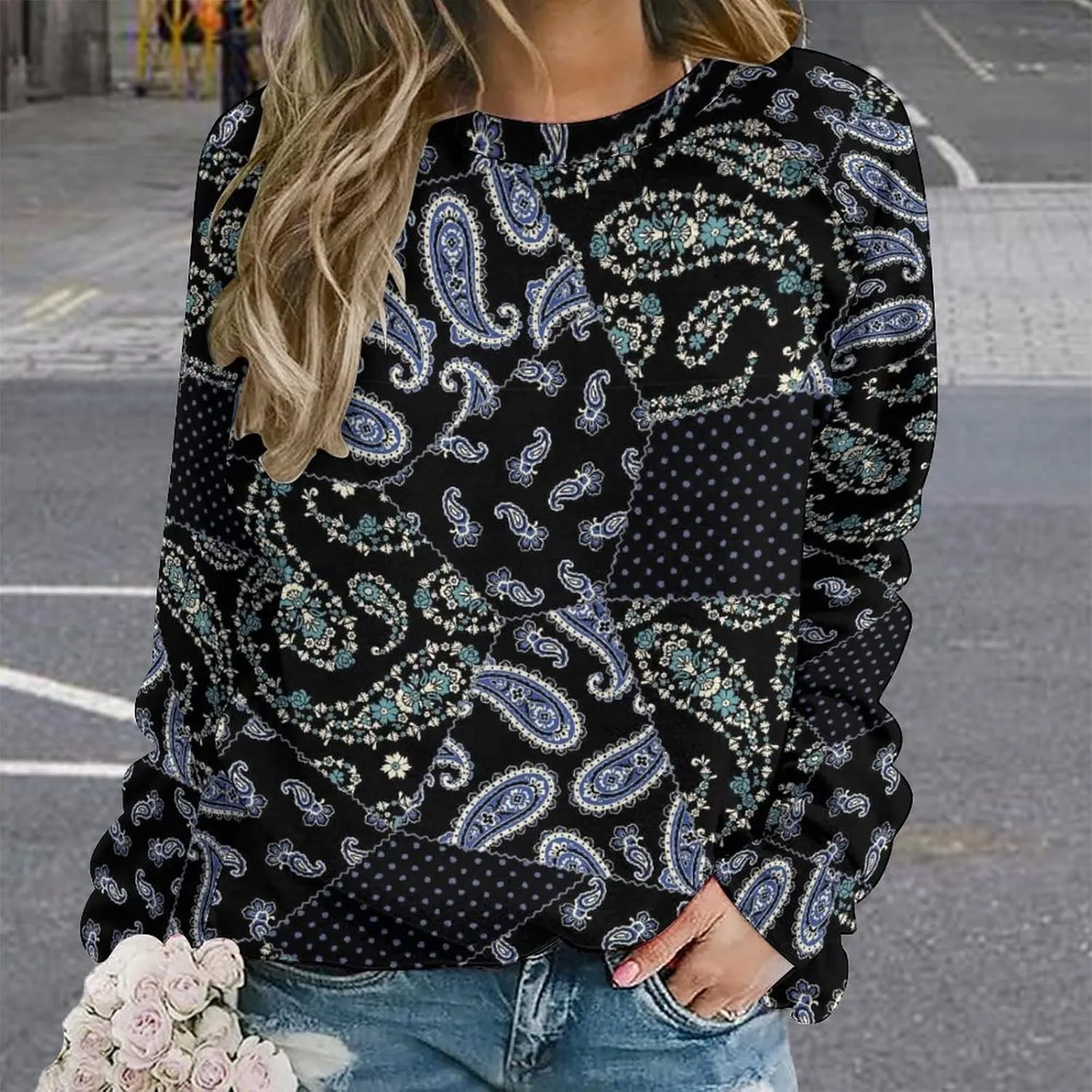Womens Paisley Sweatshirt Oversized Loose Fit Novelty Graphic Crewneck Sweatshirts Casual Raglan Long Sleeve Tops Shirt